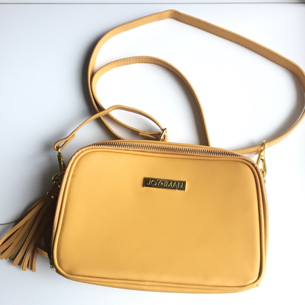 ⛔️SOLD⛔️NWOT Joy & Iman yellow cross body leather - Picture 1 of 8